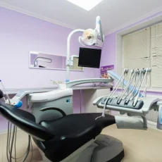 Стоматологическая клиника Свой стоматолог на 6-й Радиальной улице фотография 16