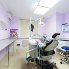 Стоматологическая клиника Свой стоматолог на 6-й Радиальной улице фотография 14